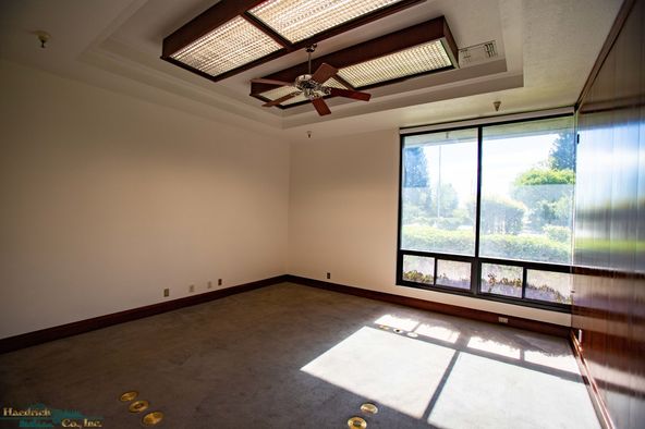 5800 Airport Road - Executive Offices